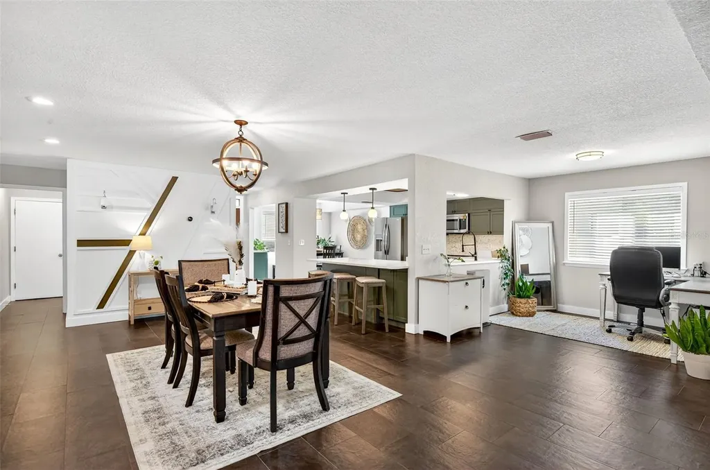 2366 Pembrook Drive Clearwater FL 33764