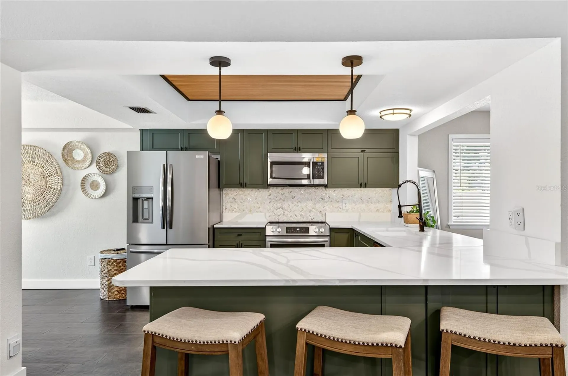2366 Pembrook Drive Clearwater FL 33764
