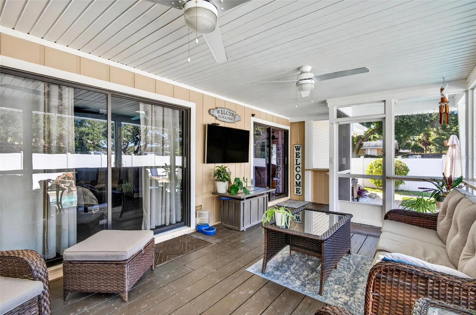 2366 Pembrook Drive Clearwater FL 33764