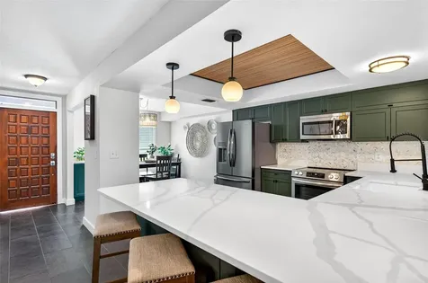 2366 Pembrook Drive Clearwater FL 33764
