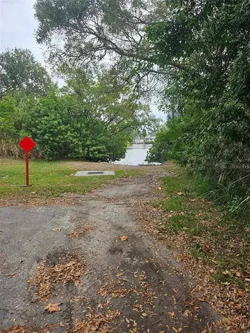 2366 Pembrook Drive Clearwater FL 33764