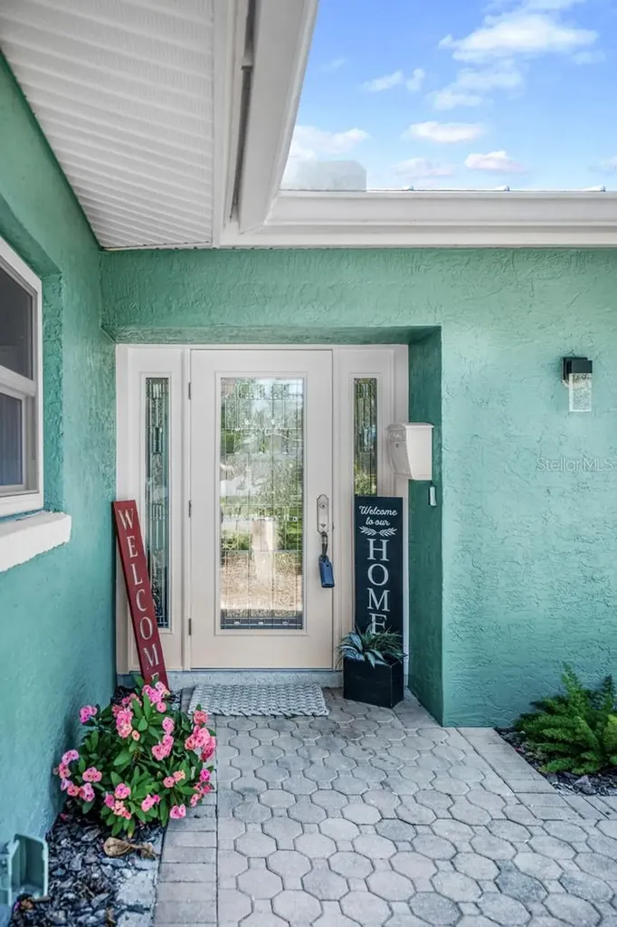 510 Lewis Boulevard SE St Petersburg FL 33705