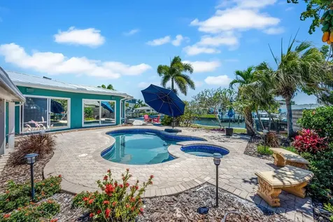 510 Lewis Boulevard SE St Petersburg FL 33705