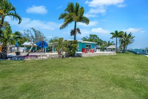 510 Lewis Boulevard SE St Petersburg FL 33705