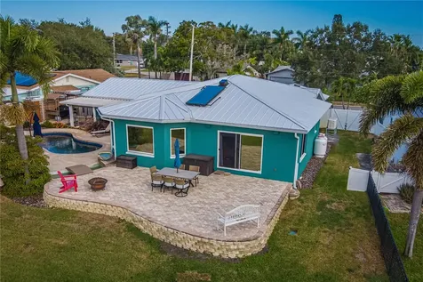 510 Lewis Boulevard SE St Petersburg FL 33705