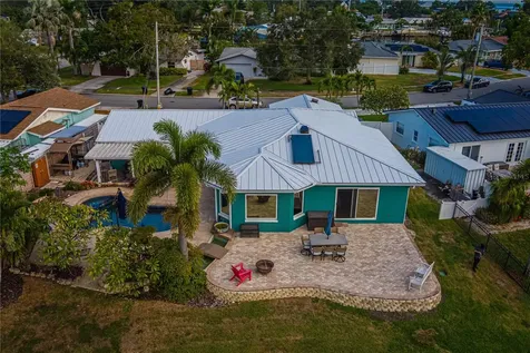 510 Lewis Boulevard SE St Petersburg FL 33705