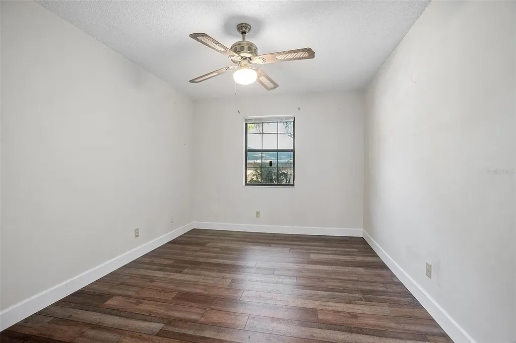 1142 Valley View Lane Deland FL 32720