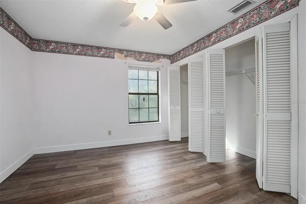 1142 Valley View Lane Deland FL 32720