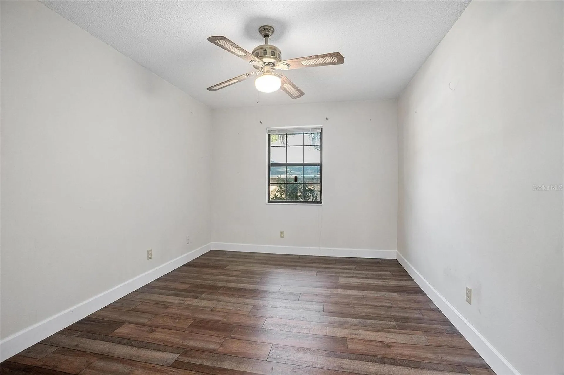 1142 Valley View Lane Deland FL 32720