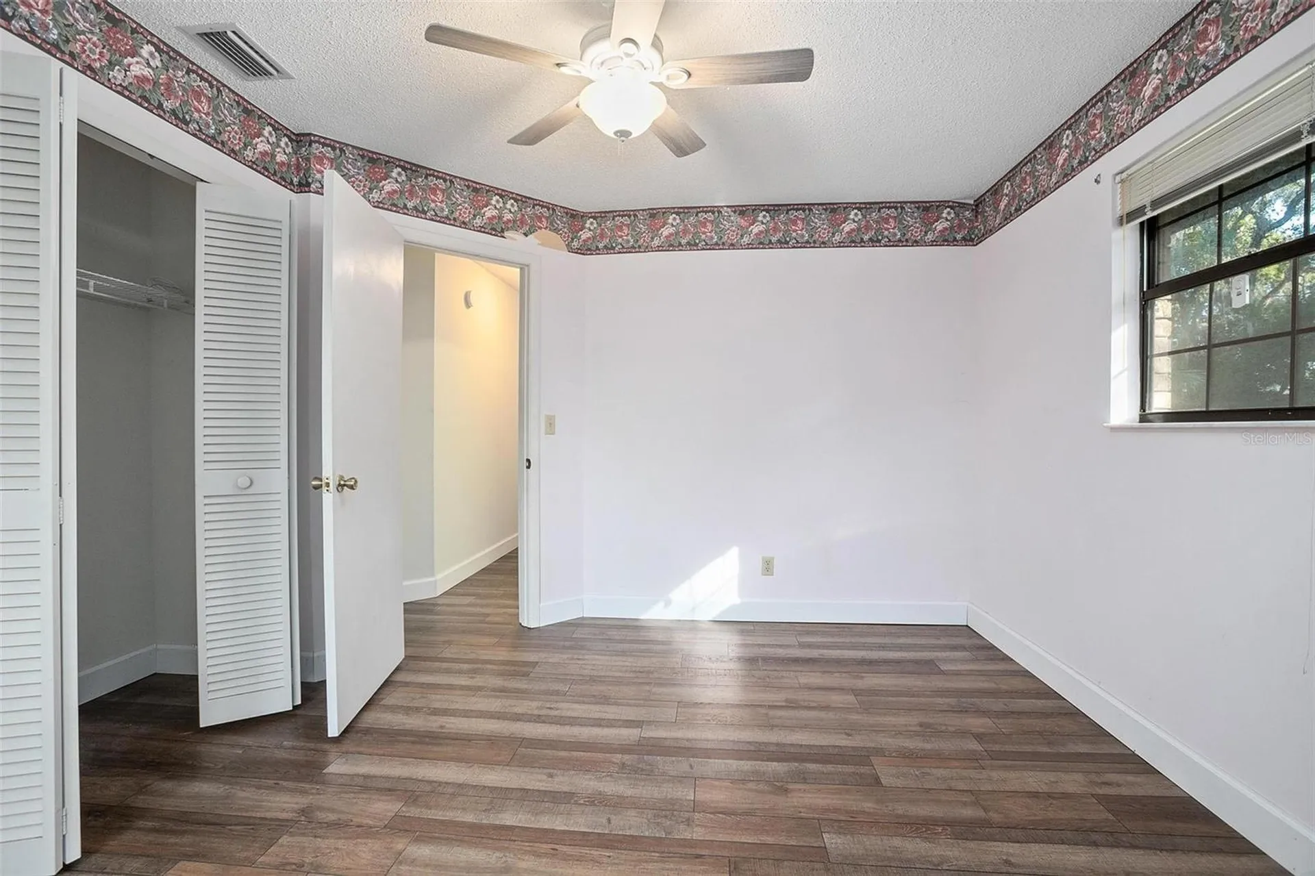 1142 Valley View Lane Deland FL 32720