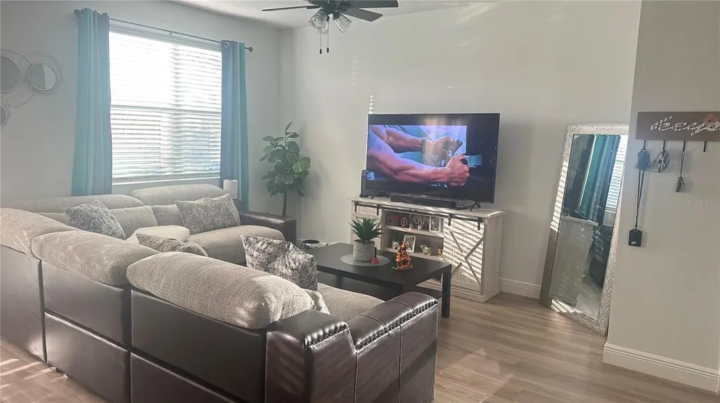 453 Madison Drive Davenport FL 33837