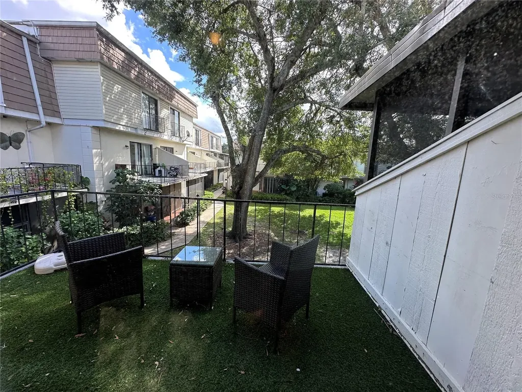 6060 Village Circle Orlando FL 32822