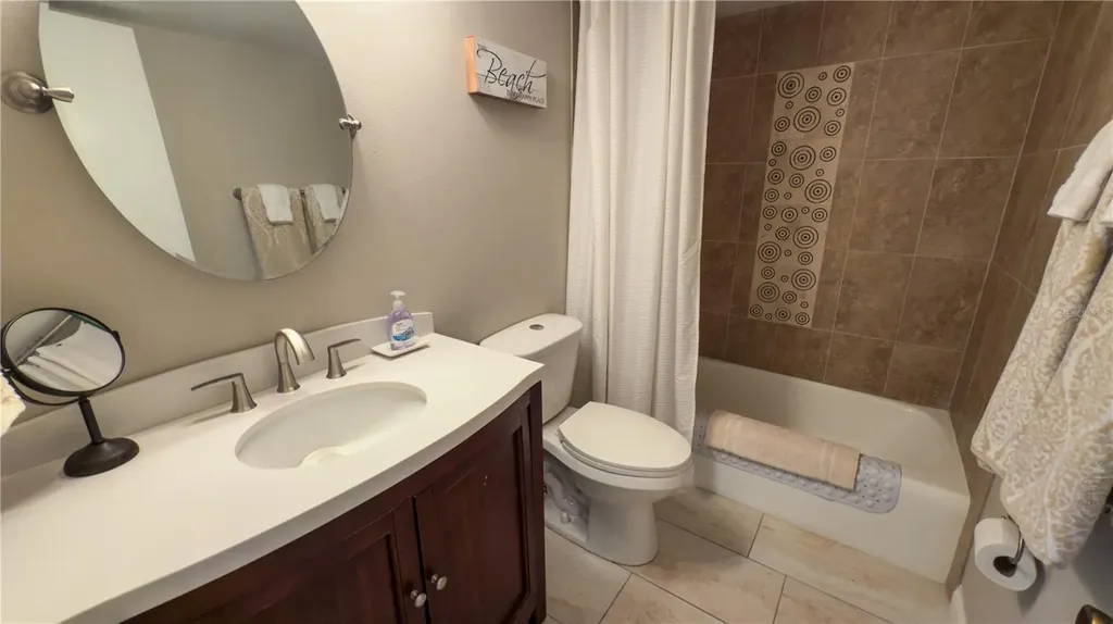 1900 Benjamin Franklin Drive Sarasota FL 34236