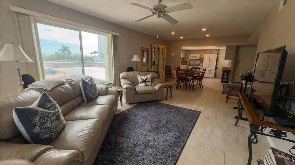 1900 Benjamin Franklin Drive Sarasota FL 34236
