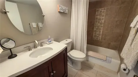 1900 Benjamin Franklin Drive Sarasota FL 34236