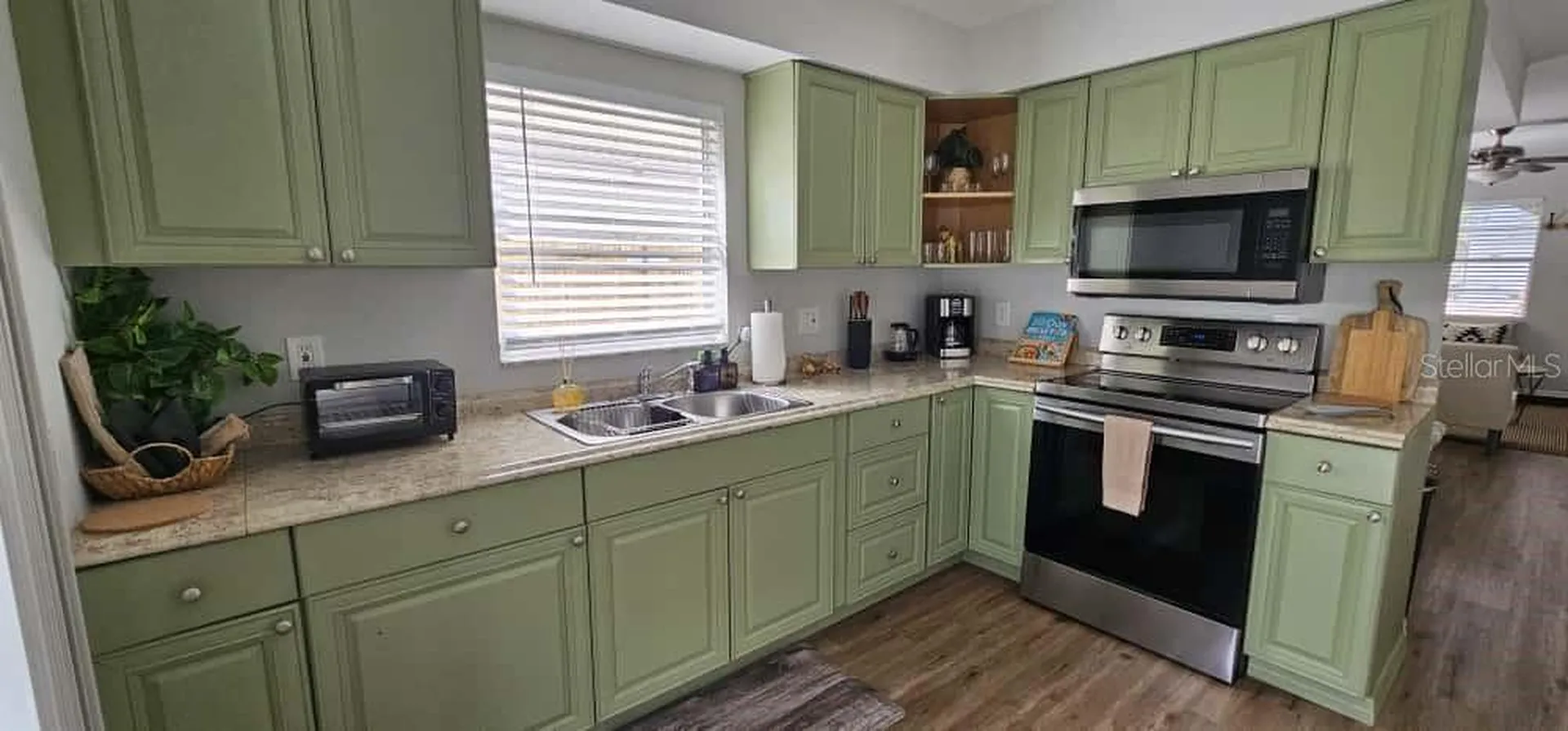 10213 N Ojus Drive Tampa FL 33617