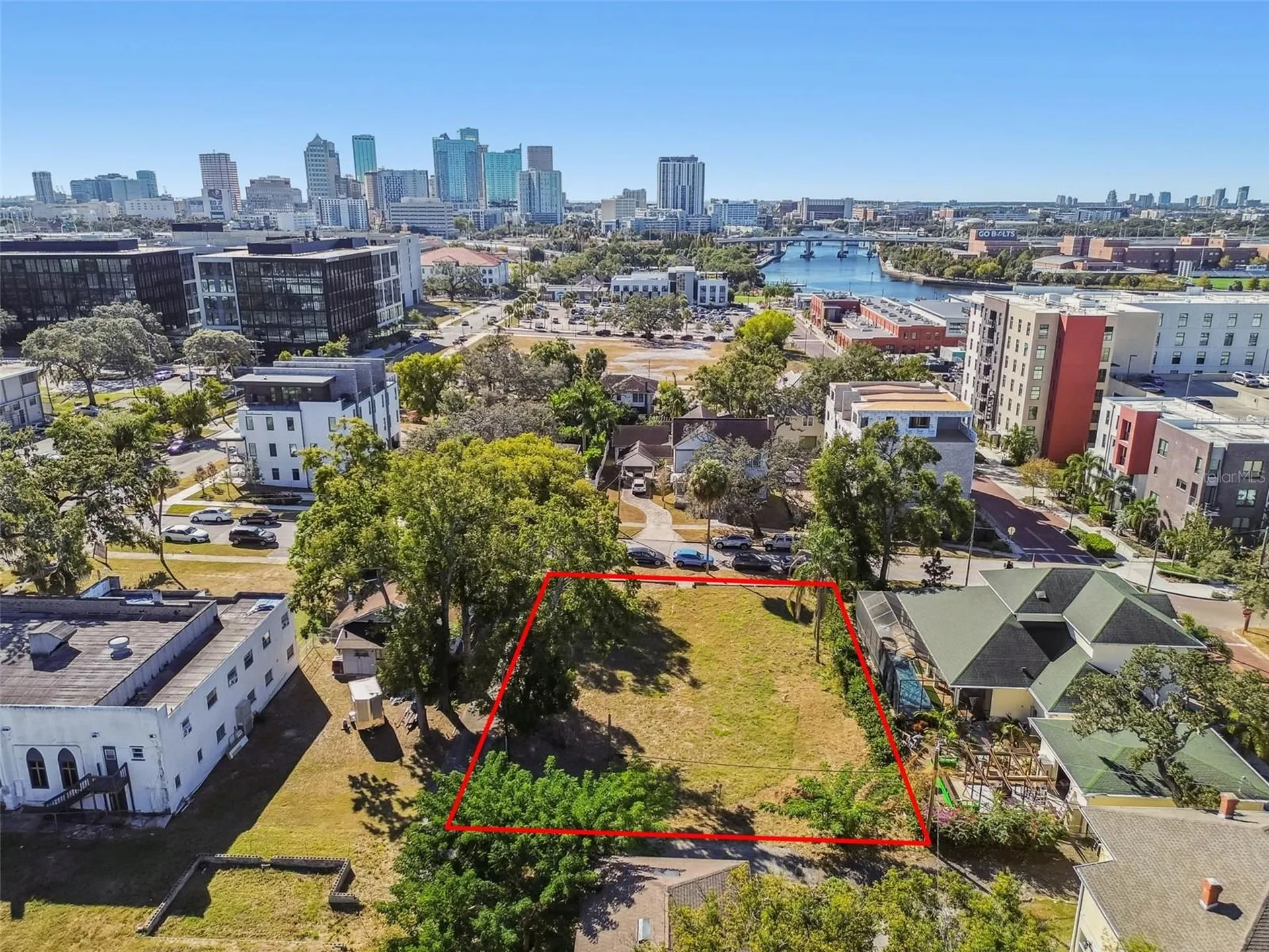 205 W Ross Avenue Tampa FL 33602