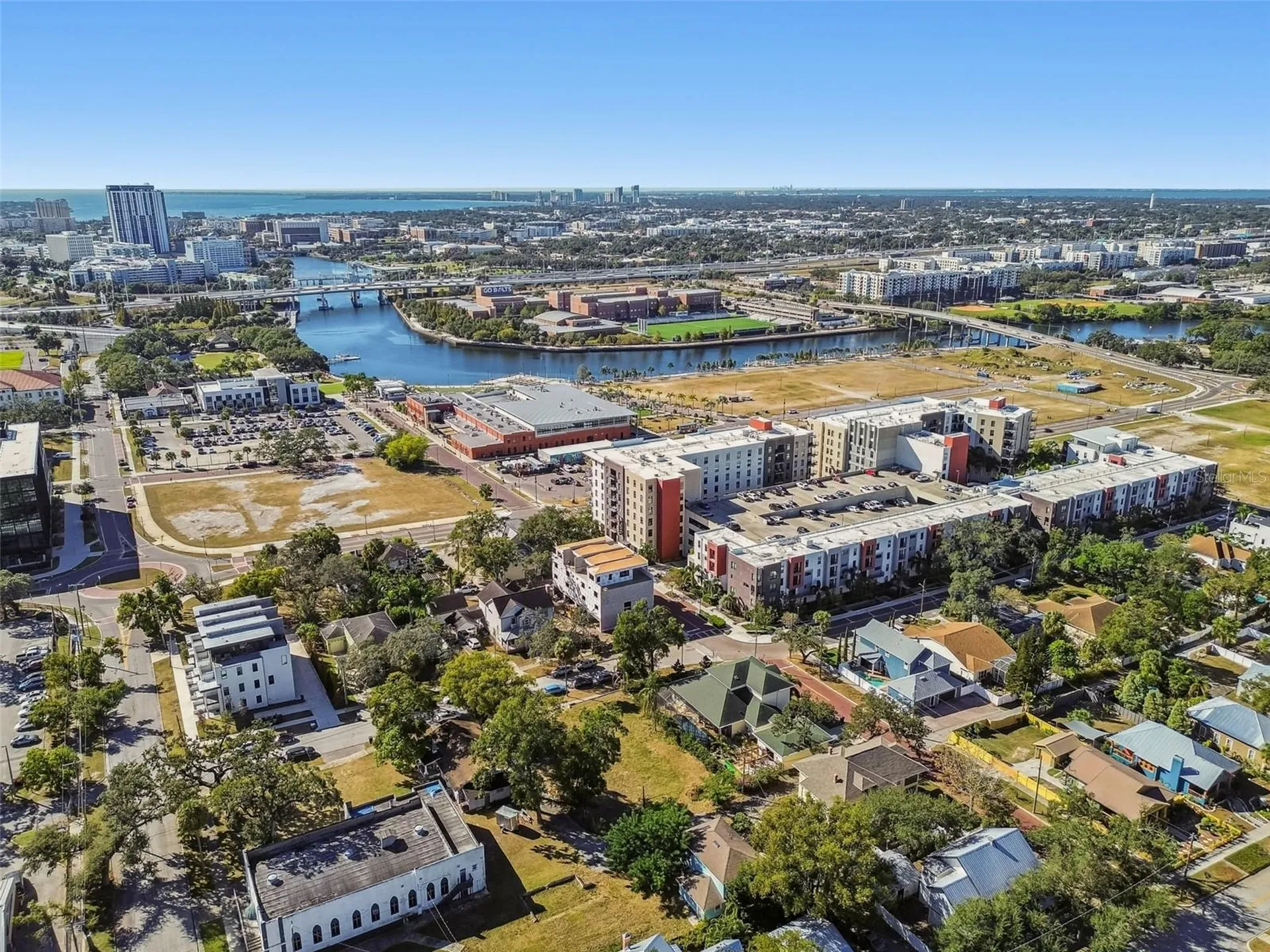 205 W Ross Avenue Tampa FL 33602