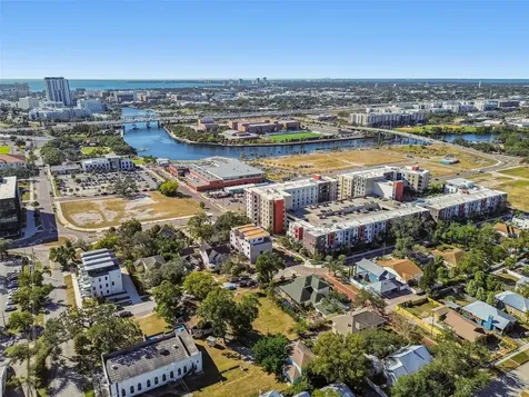 205 W Ross Avenue Tampa FL 33602