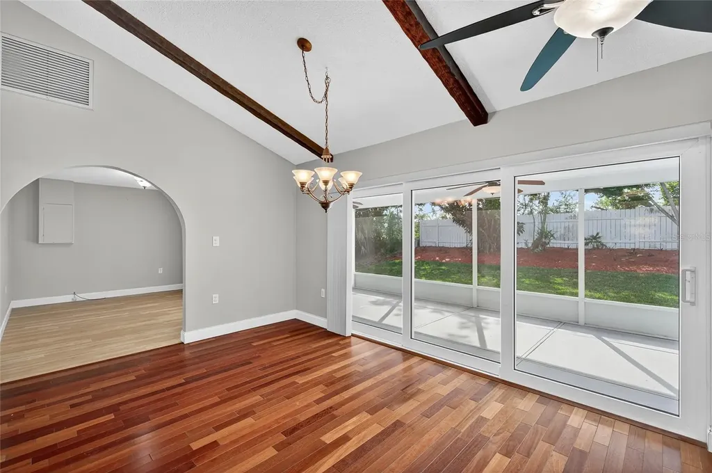 302 Leafwood Road Tarpon Springs FL 34689