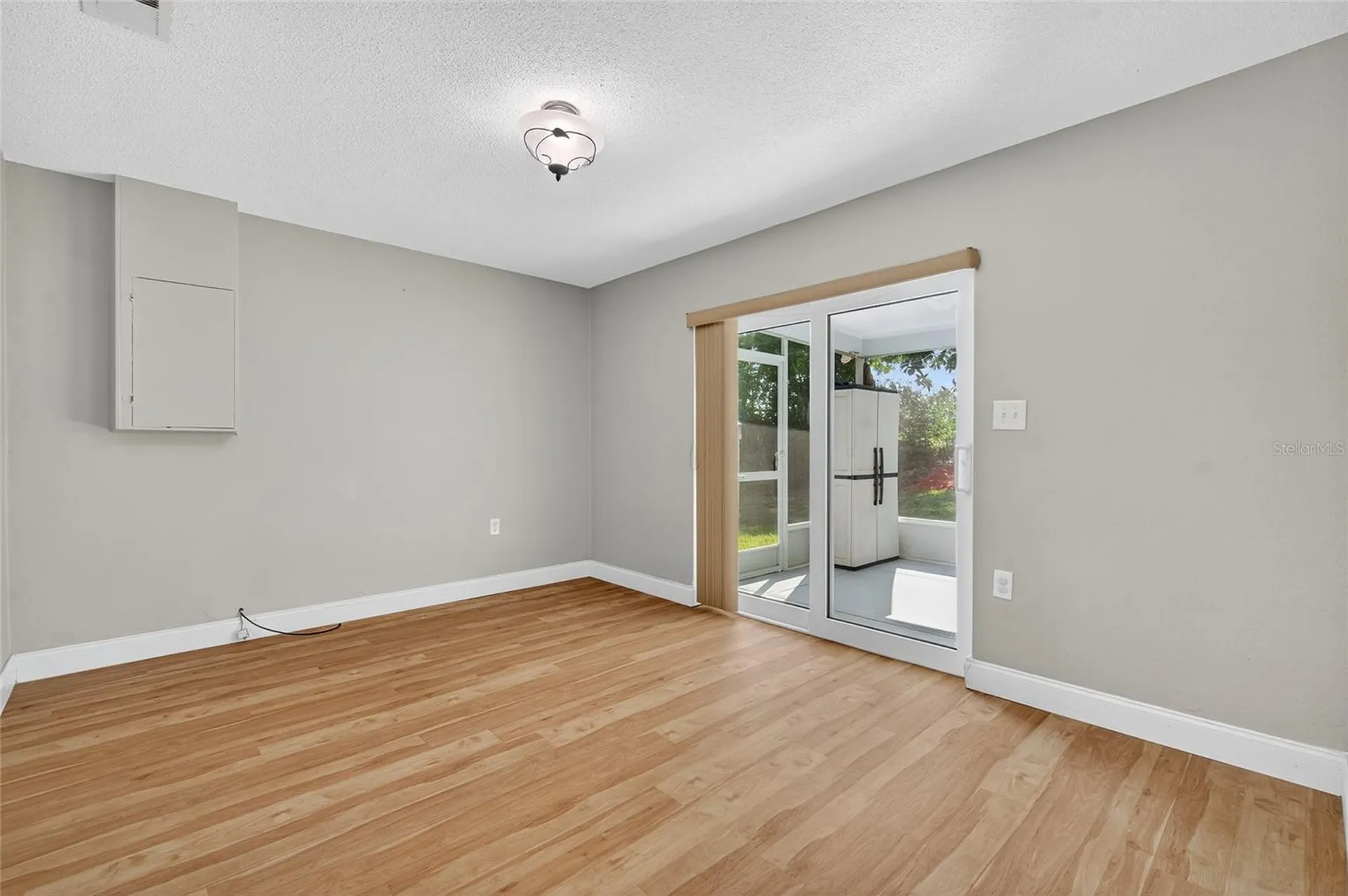 302 Leafwood Road Tarpon Springs FL 34689