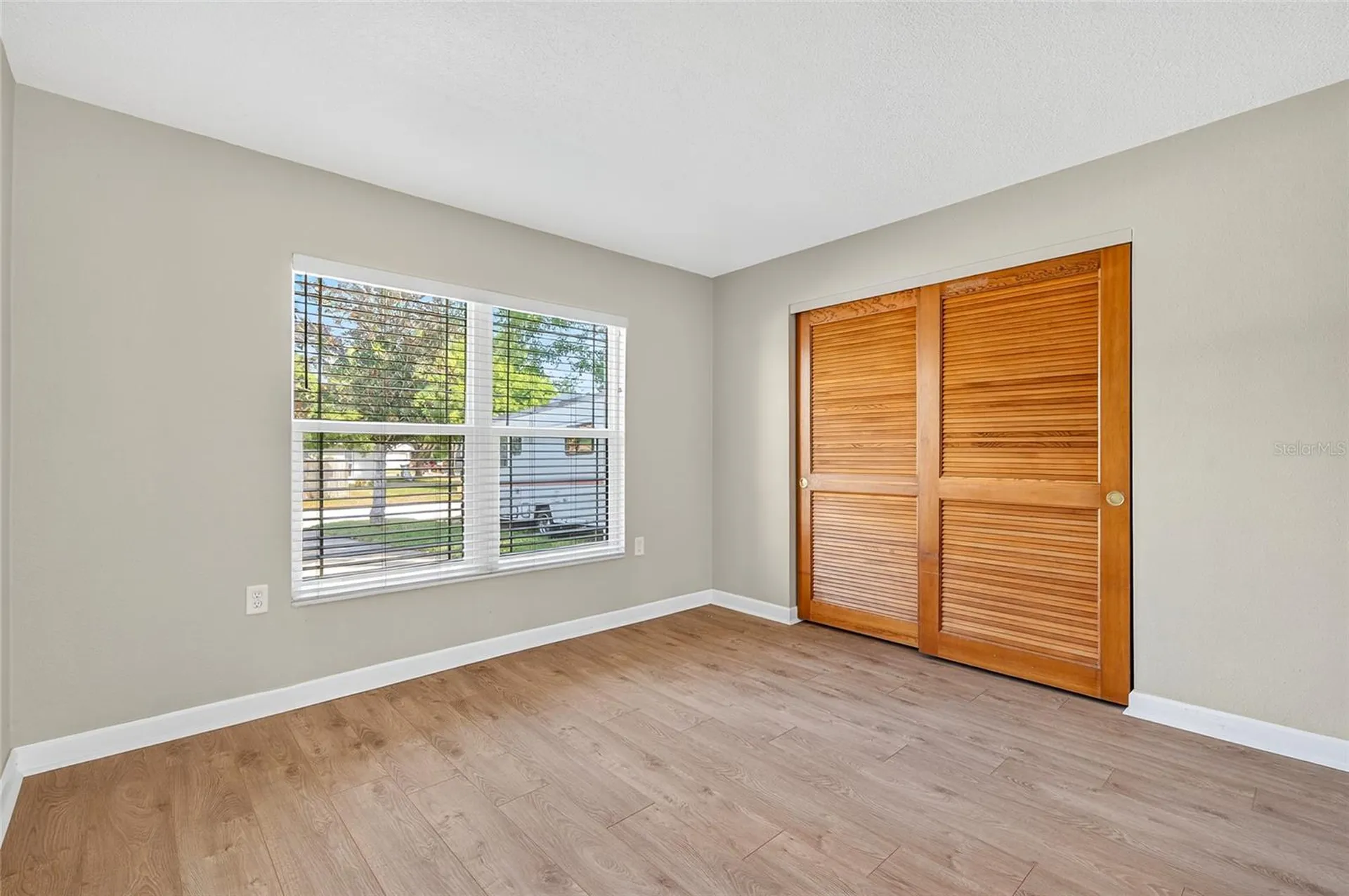 302 Leafwood Road Tarpon Springs FL 34689