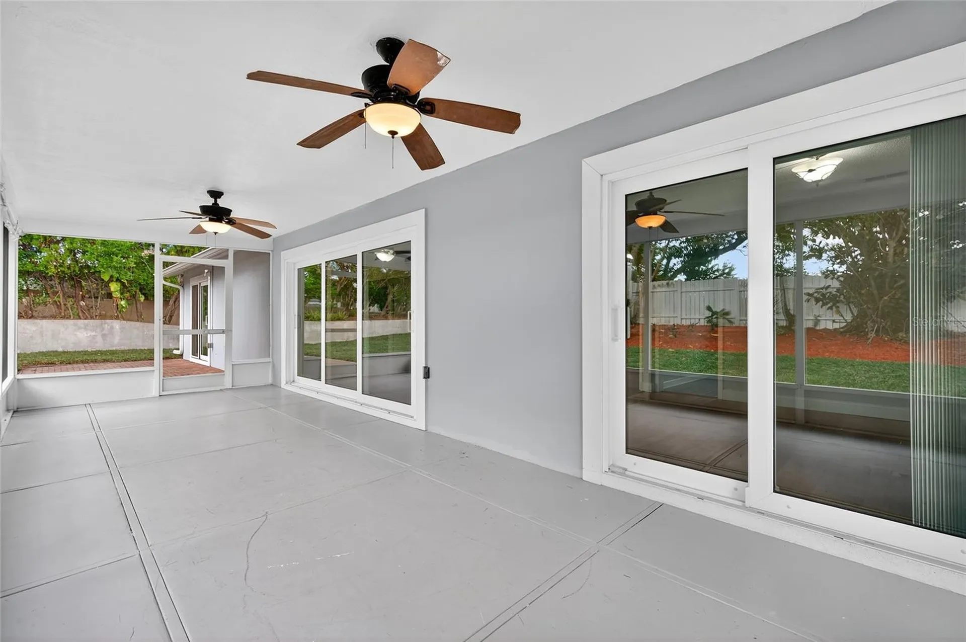302 Leafwood Road Tarpon Springs FL 34689