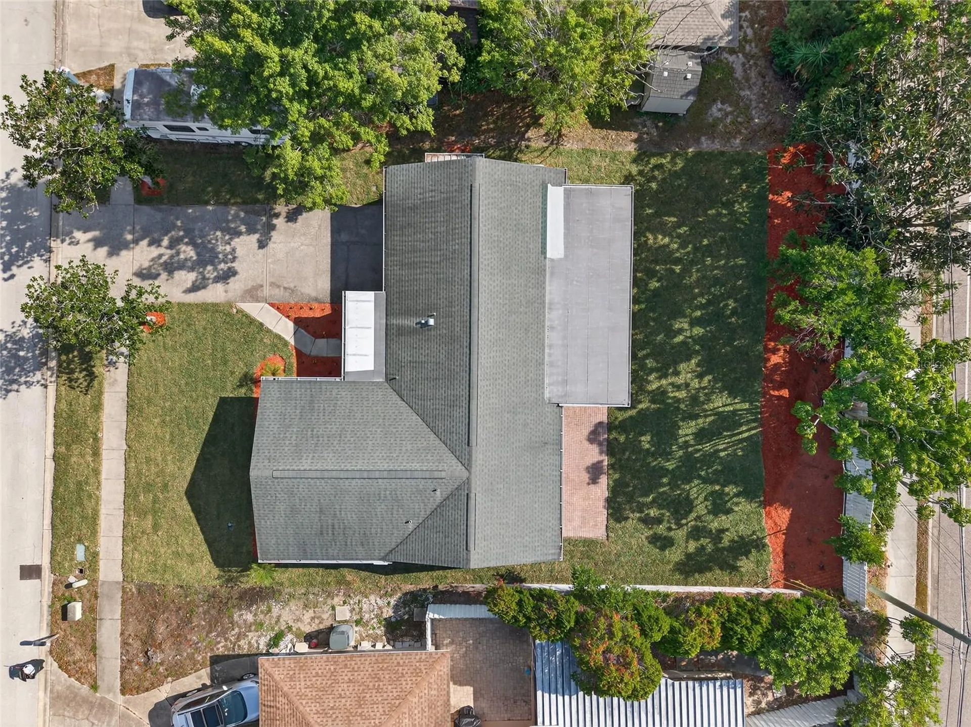 302 Leafwood Road Tarpon Springs FL 34689