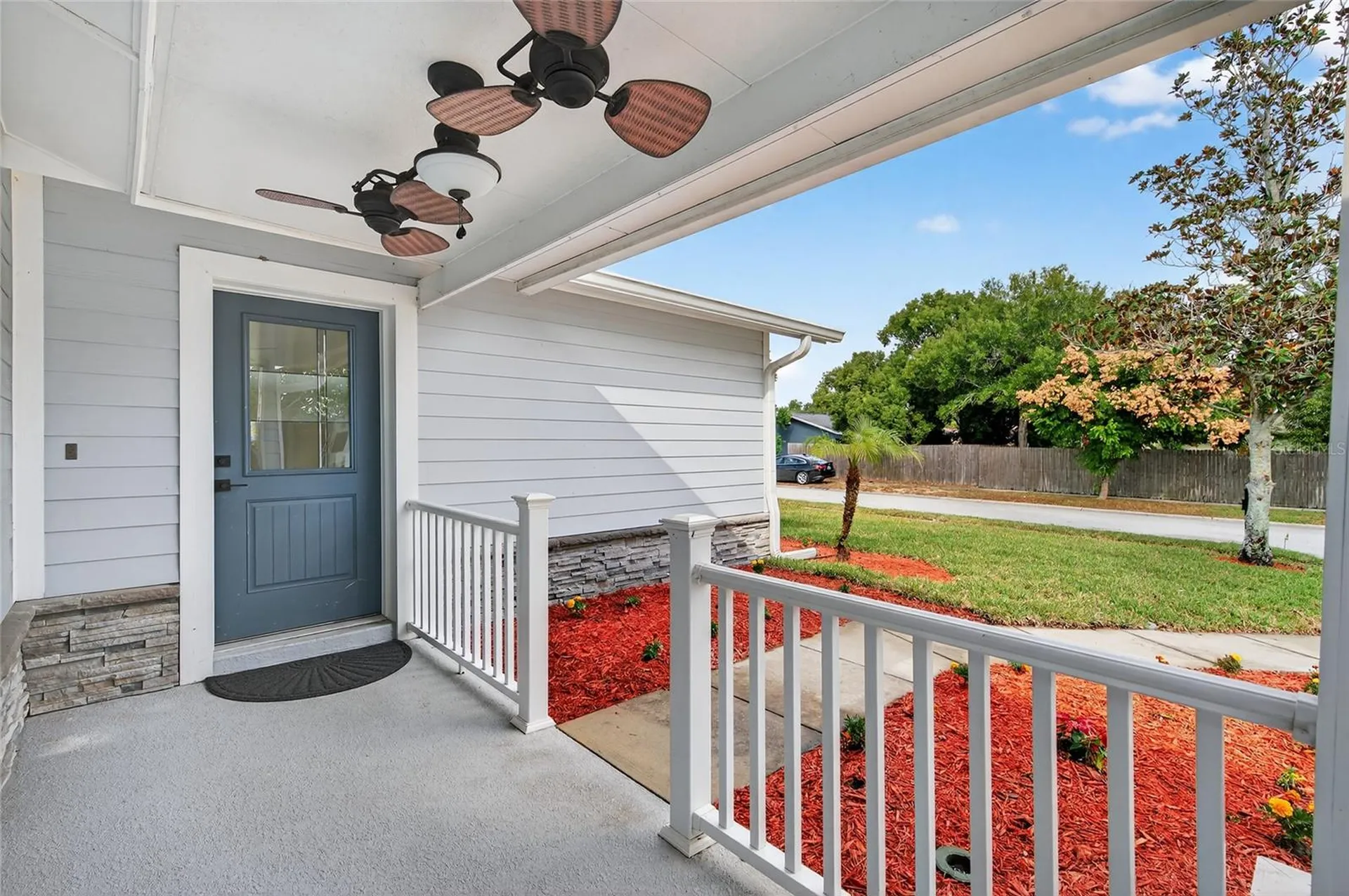 302 Leafwood Road Tarpon Springs FL 34689