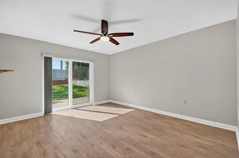 302 Leafwood Road Tarpon Springs FL 34689