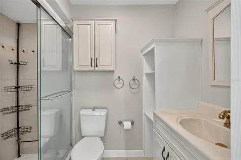 302 Leafwood Road Tarpon Springs FL 34689