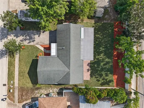 302 Leafwood Road Tarpon Springs FL 34689