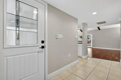 302 Leafwood Road Tarpon Springs FL 34689