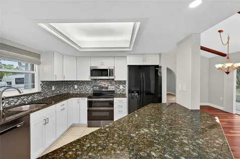 302 Leafwood Road Tarpon Springs FL 34689