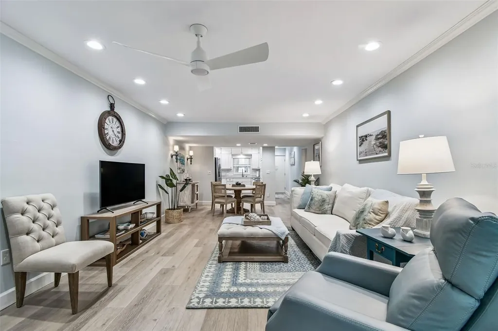 8 Glencoe Place Dunedin FL 34698