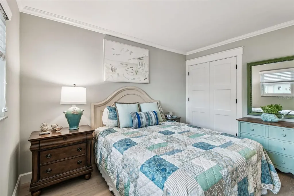 8 Glencoe Place Dunedin FL 34698