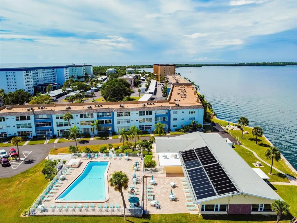 8 Glencoe Place Dunedin FL 34698
