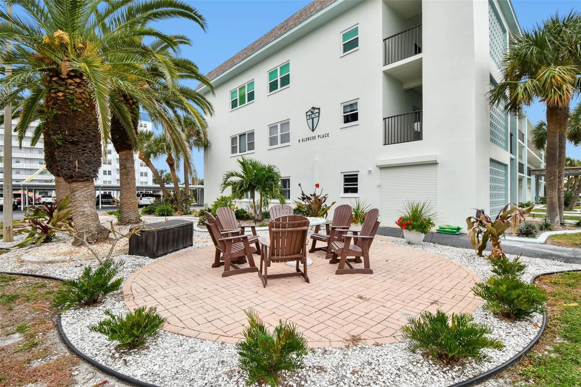 8 Glencoe Place Dunedin FL 34698