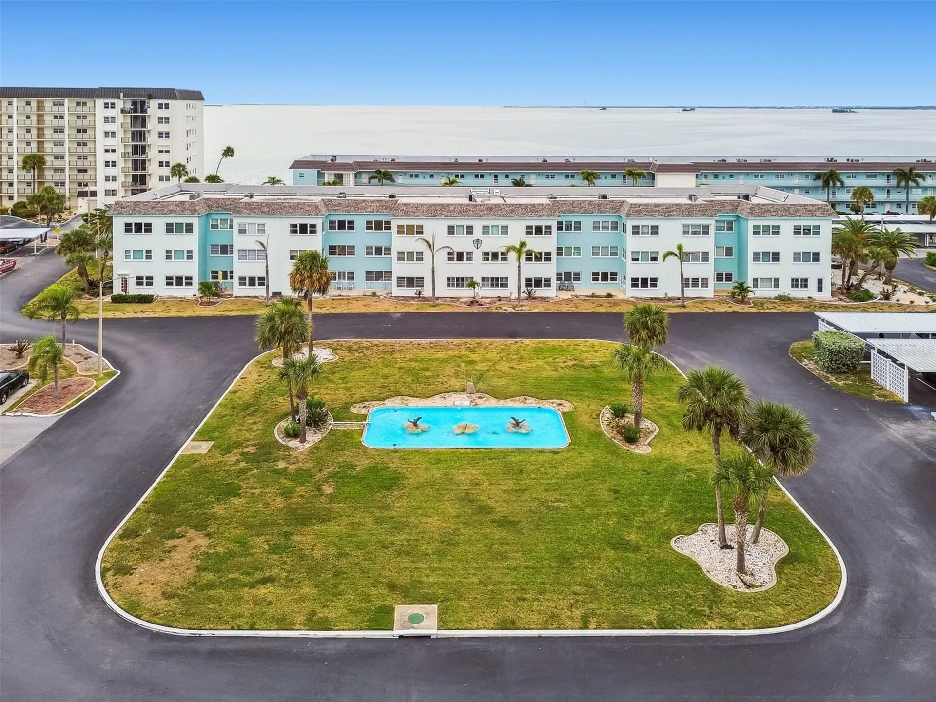 8 Glencoe Place Dunedin FL 34698
