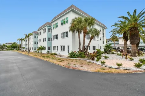 8 Glencoe Place Dunedin FL 34698