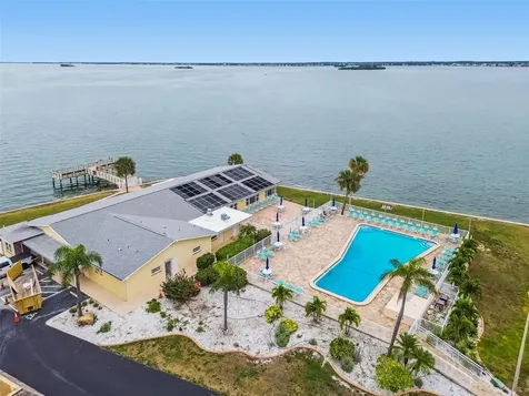 8 Glencoe Place Dunedin FL 34698