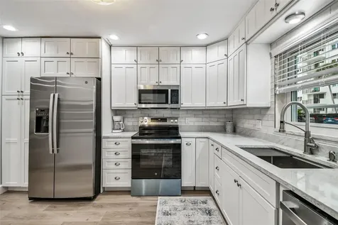 8 Glencoe Place Dunedin FL 34698
