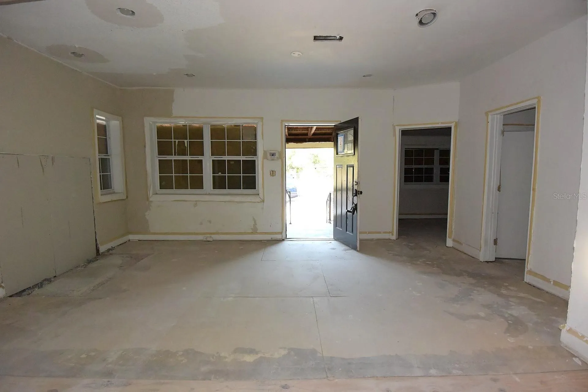 913 E 28th Avenue Tampa FL 33605