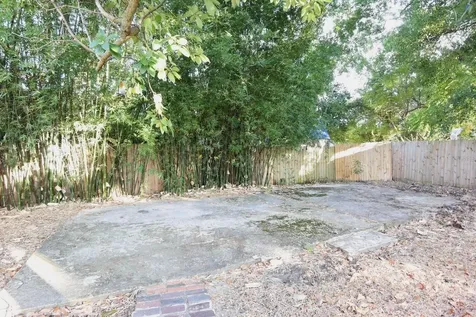 913 E 28th Avenue Tampa FL 33605