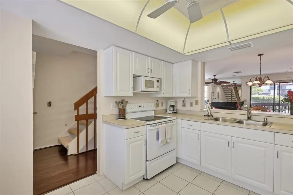 6790 Sarasea Circle Sarasota FL 34242