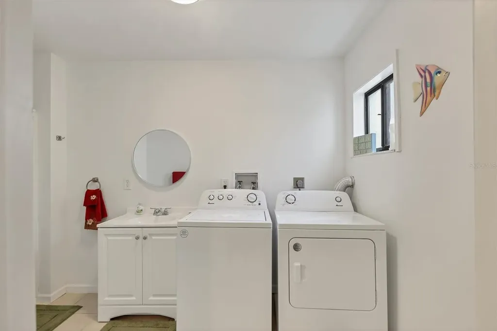 6790 Sarasea Circle Sarasota FL 34242