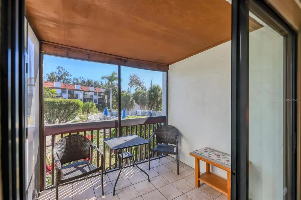 6790 Sarasea Circle Sarasota FL 34242