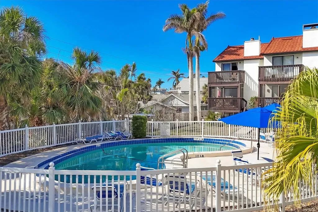 6790 Sarasea Circle Sarasota FL 34242