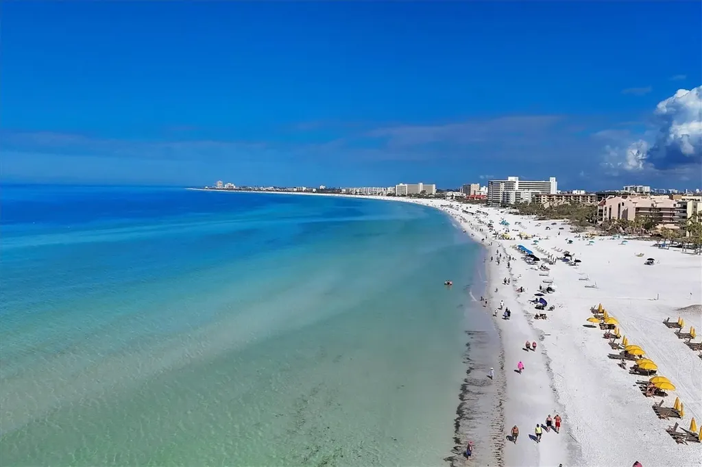 6790 Sarasea Circle Sarasota FL 34242