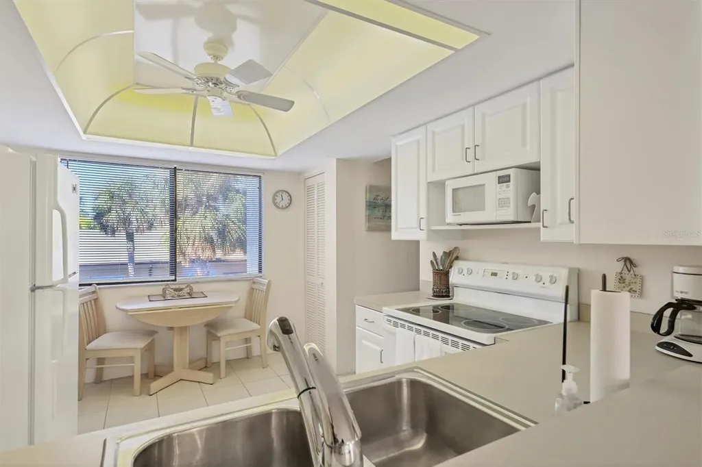 6790 Sarasea Circle Sarasota FL 34242